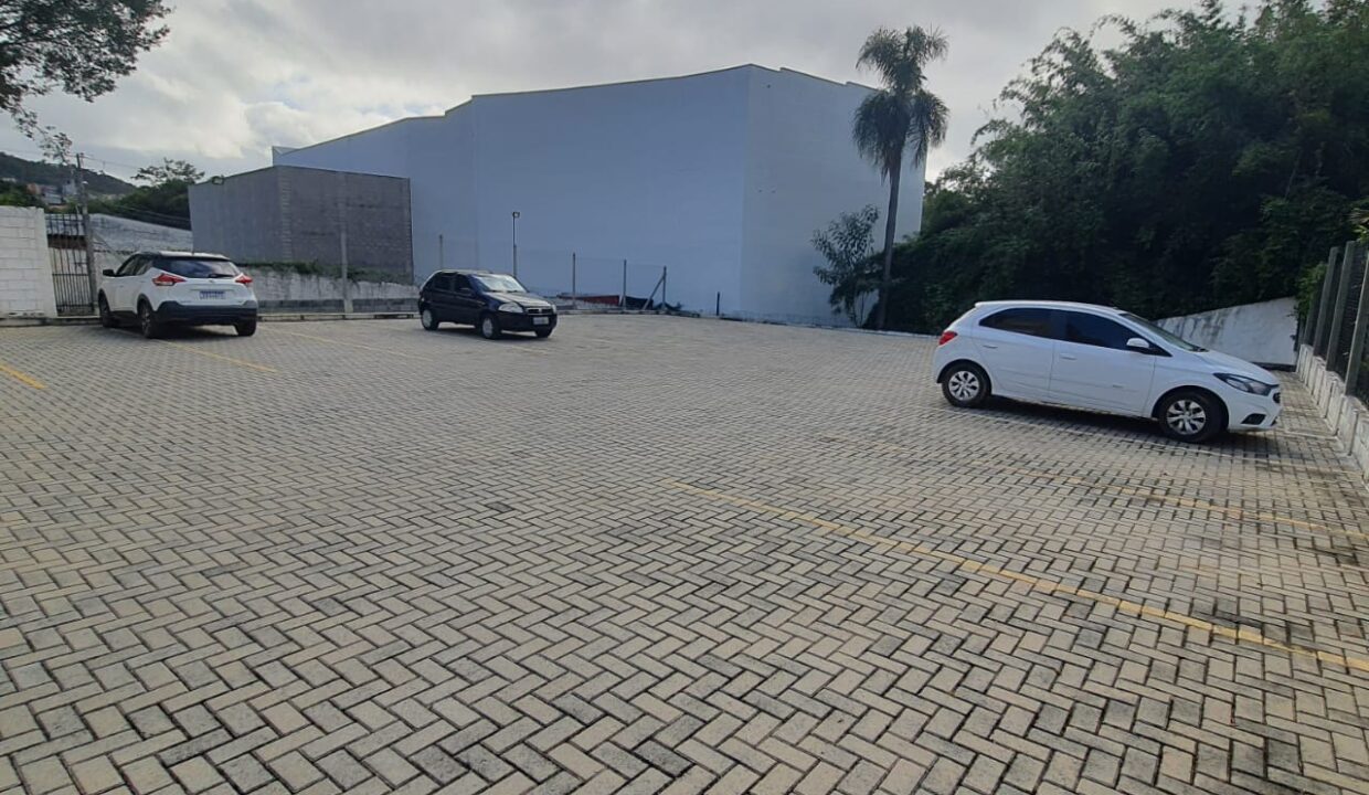 WhatsApp Image 2025-05-06 at 15.18.18 (2)