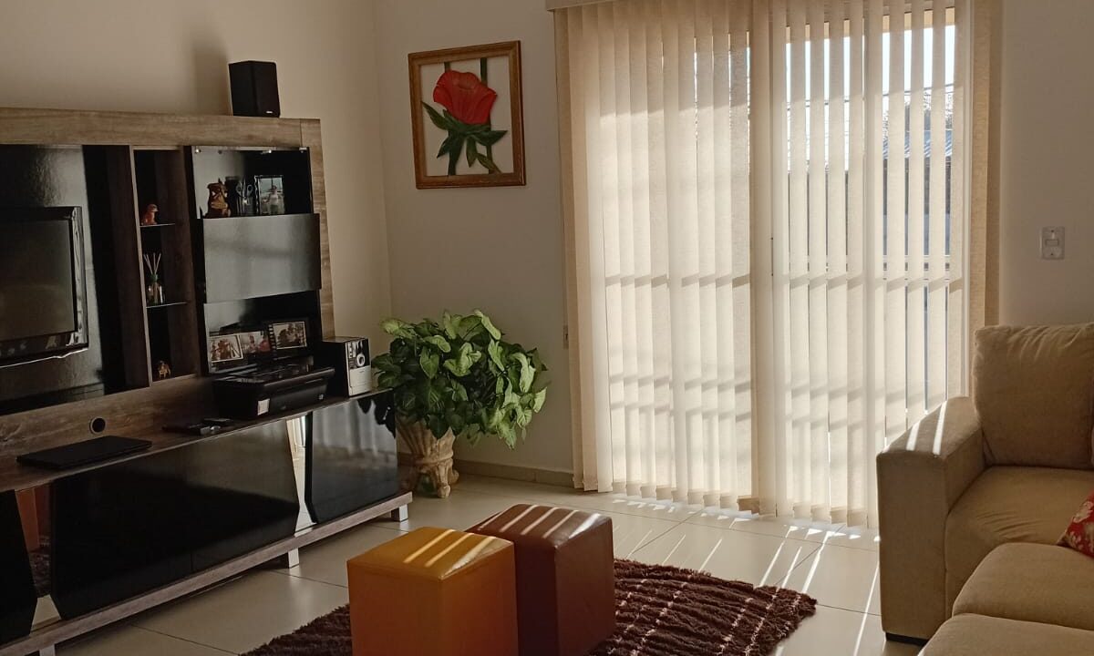 WhatsApp Image 2025-11-04 at 15.42.17 (2)