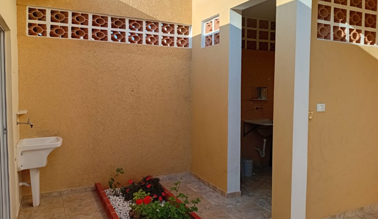 WhatsApp Image 2025-11-04 at 15.42.18 (2)